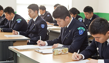 교내교육제 