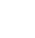 짙은 녹색 배경에 흰색 선으로 구성된 광주대 로고 위에 상단에 光州大學敎 하단에 UNIVERSITY라고 적혀있다.